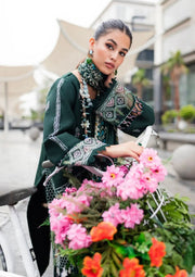 Crimson - Winter 3PC | 
CODE G7